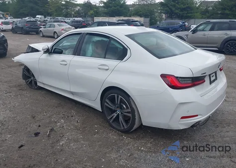 2024 BMW 3 Series 330I xDrive z USA, uszkodzony, nr VIN 3MW89FF05R8D96283